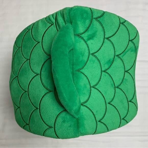 Lakeshore Learn & Play Plush Stuffed Animal Treehouse with Hideout Peek Holes - Picture 9 of 11